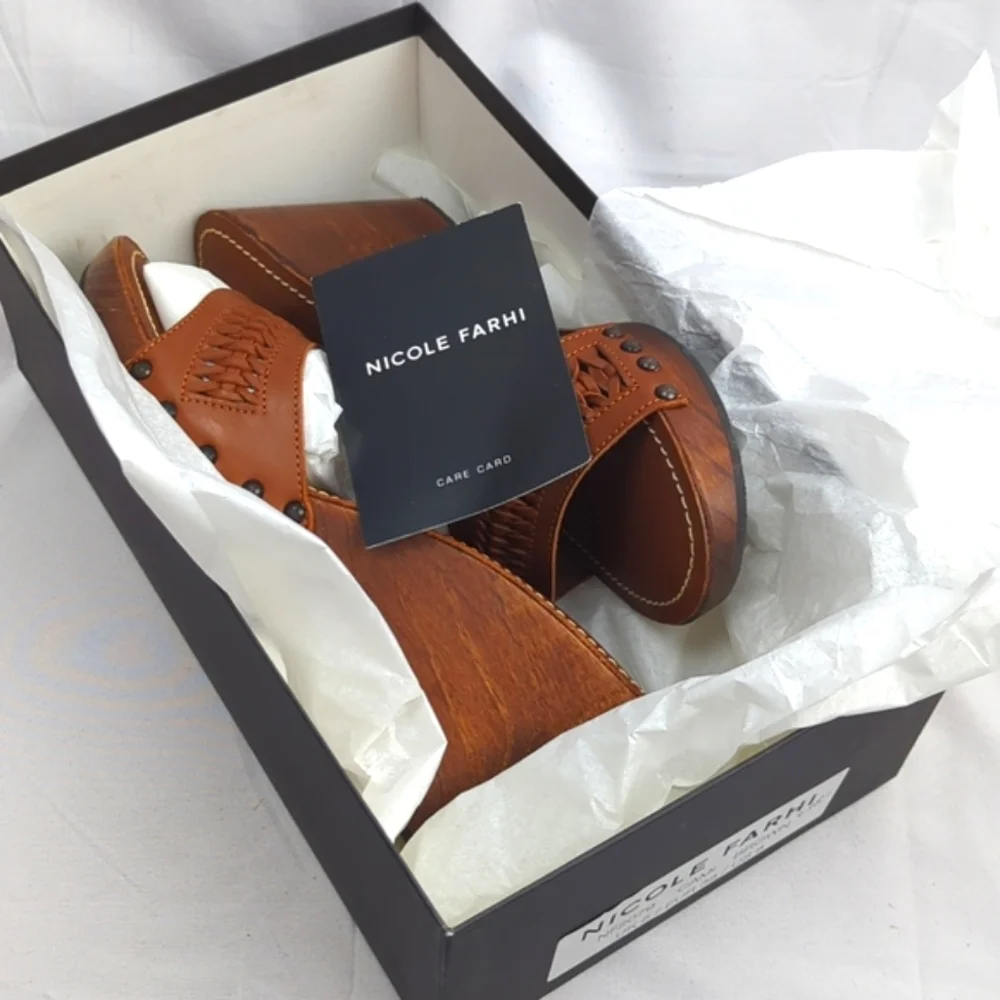 FINAL SALE 🆕🌿NICOLE FARHI SANDALS🌿 - Picture 6 of 16